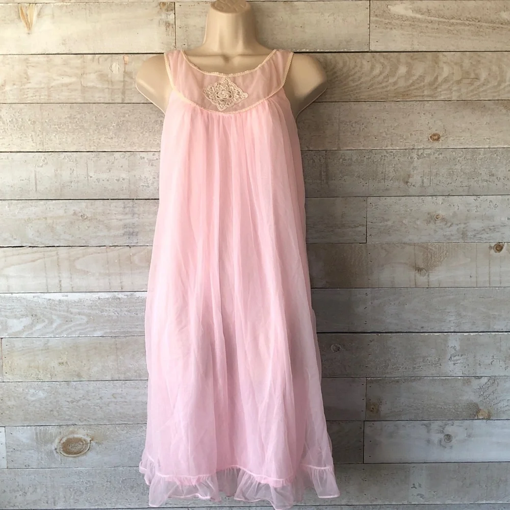 Vintage pink ruffle nightie 2 layers nylon - Picture 2 of 7